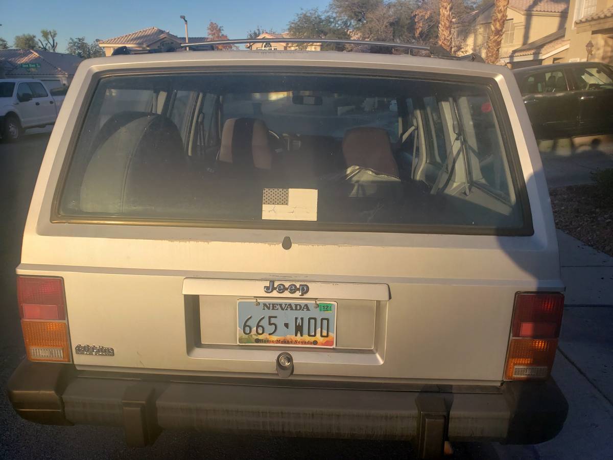 Jeep-cherokee-1992-grey-7