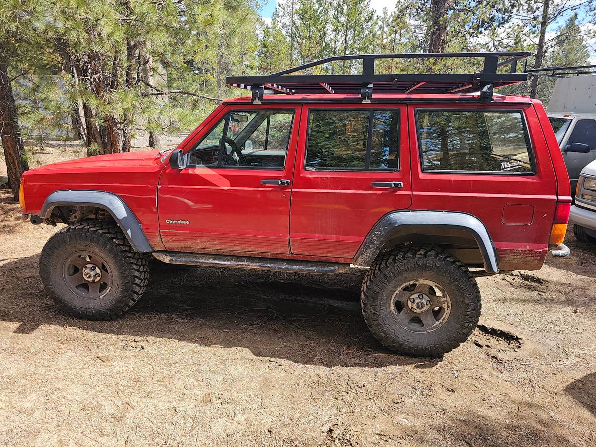 Jeep-cherokee-1993-red-3