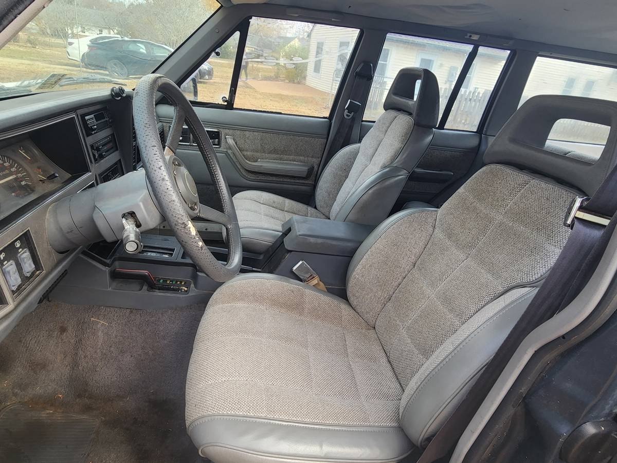 Jeep-cherokee-laredo-1989-blue-6