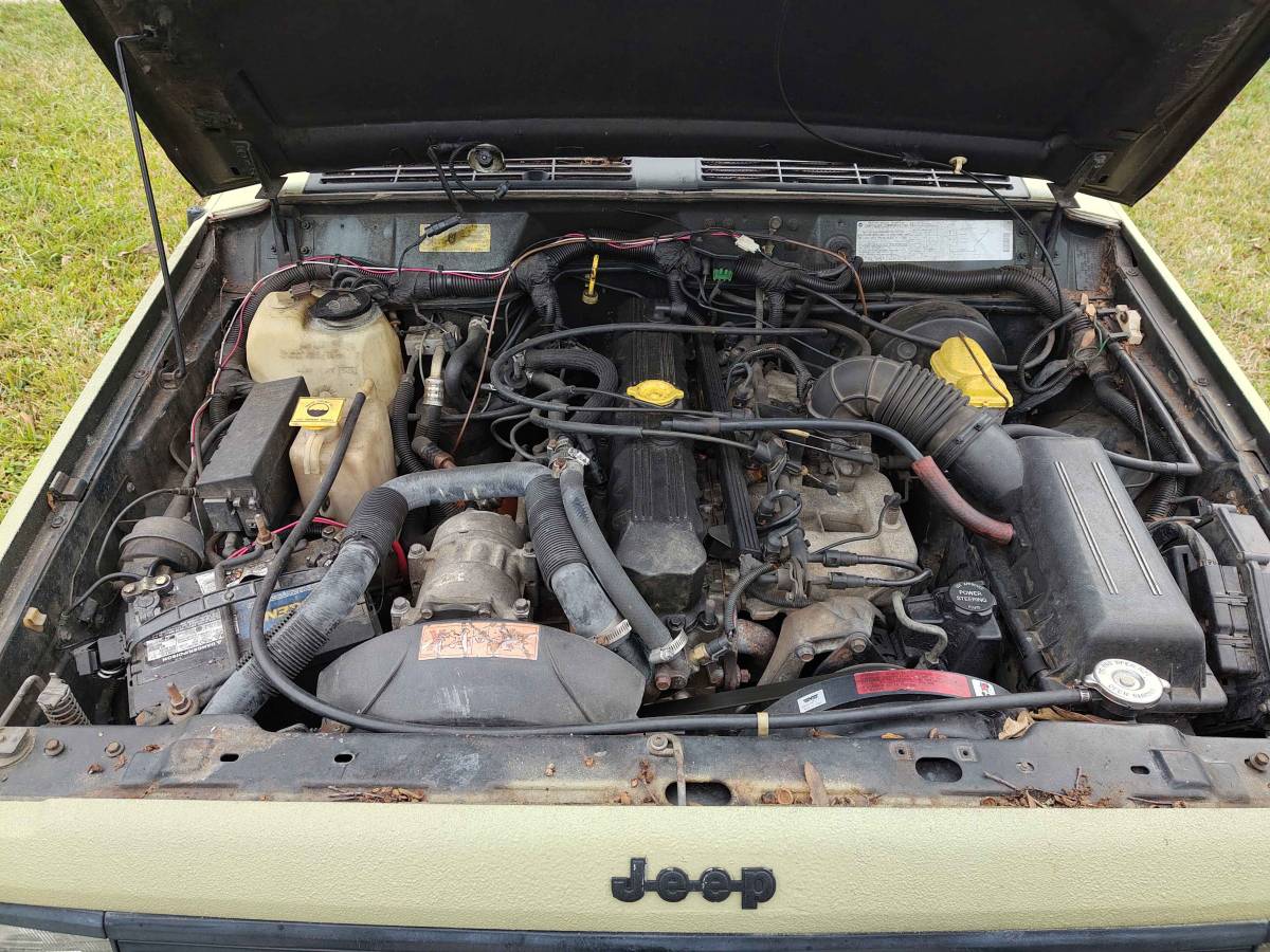 Jeep-cherokee-laredo-1992-custom-10