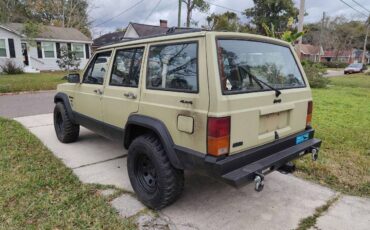 Jeep-cherokee-laredo-1992-custom-2