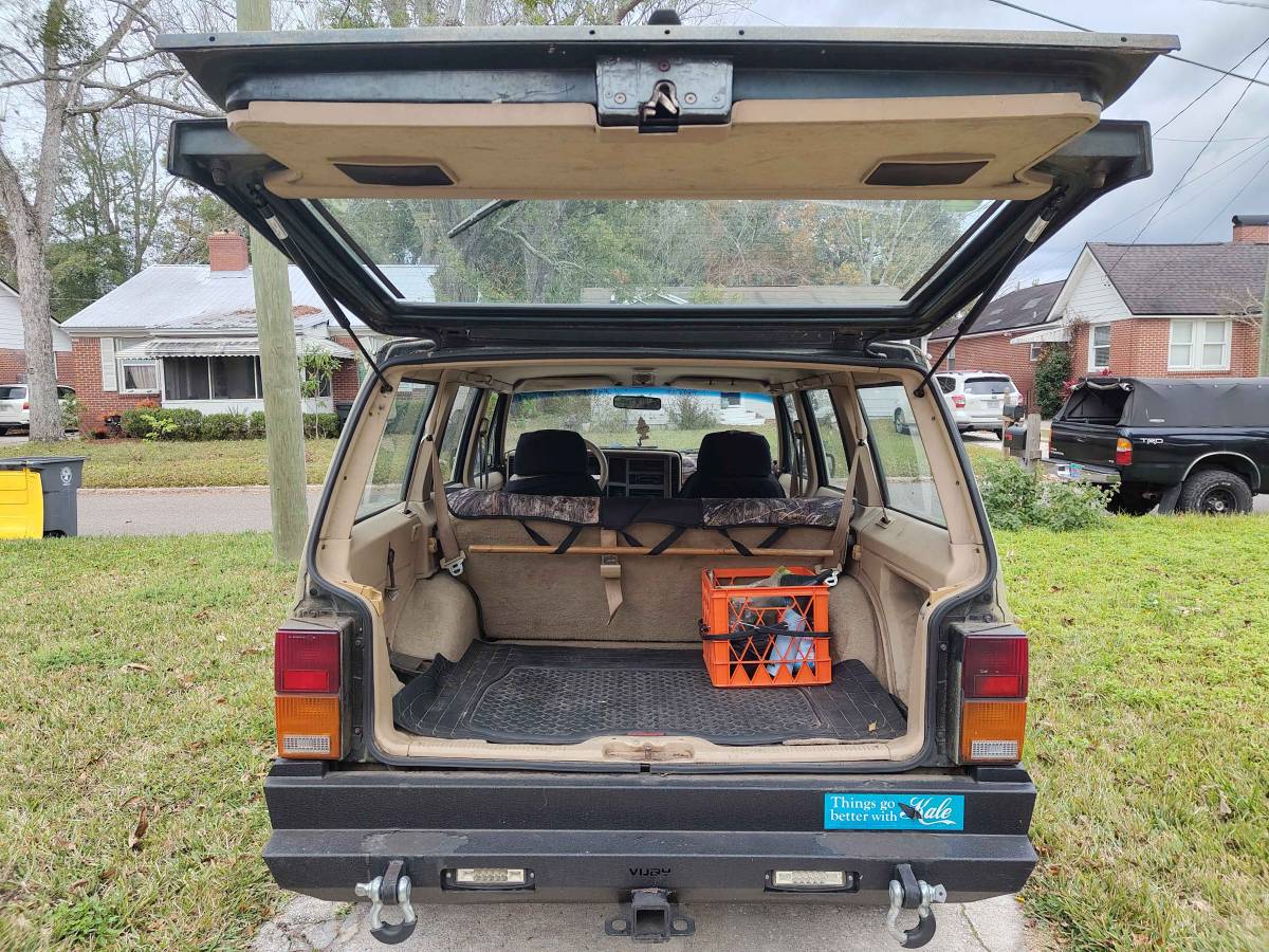 Jeep-cherokee-laredo-1992-custom-4