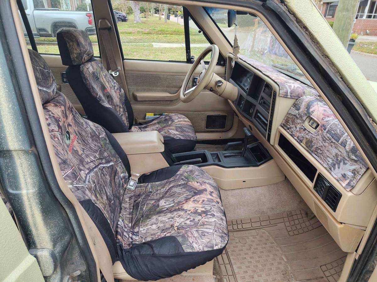 Jeep-cherokee-laredo-1992-custom-5