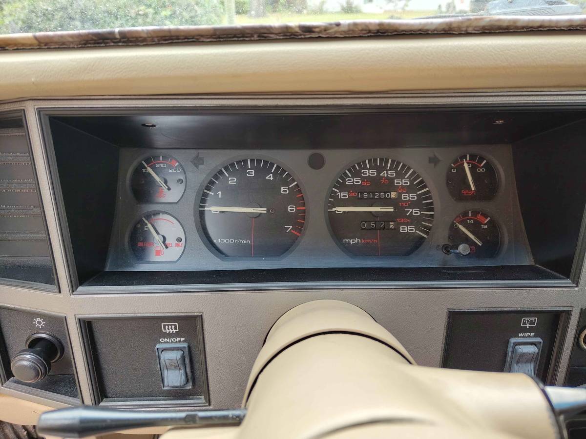 Jeep-cherokee-laredo-1992-custom-9