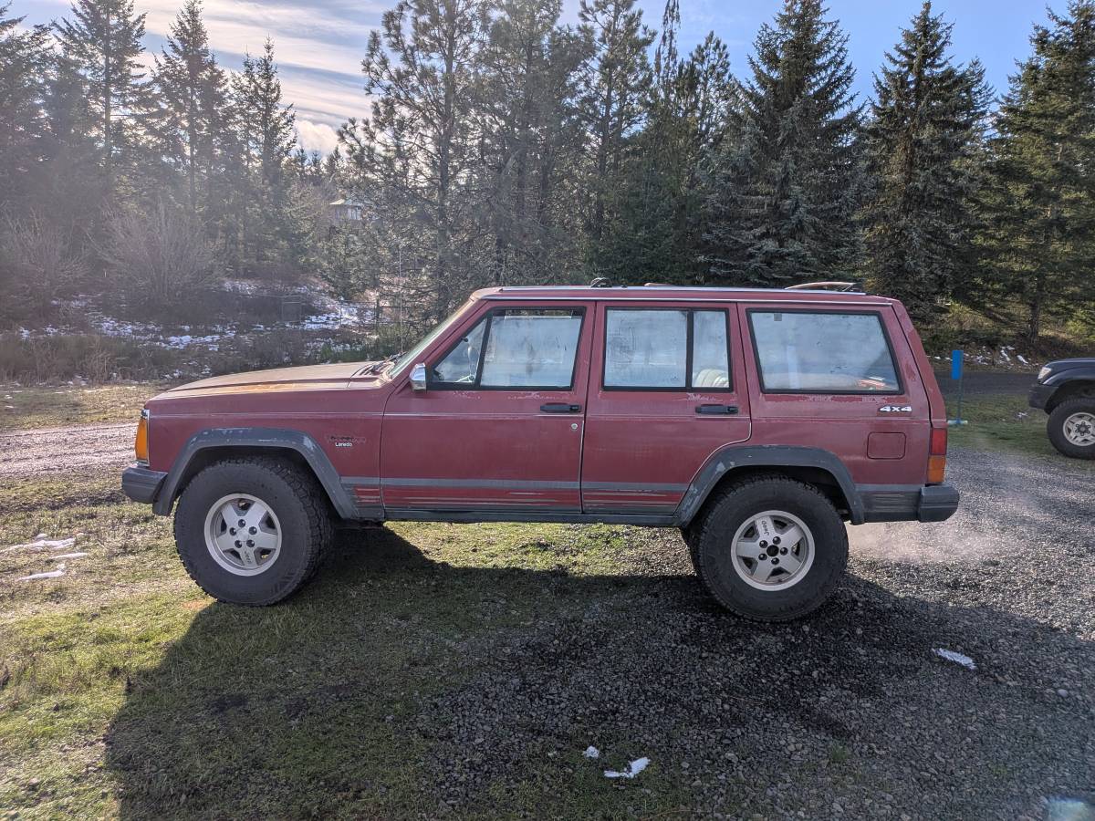 Jeep-cherokee-laredo-4x4-1990-red-5