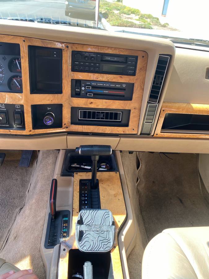 Jeep-cherokee-limited-1990-red-15