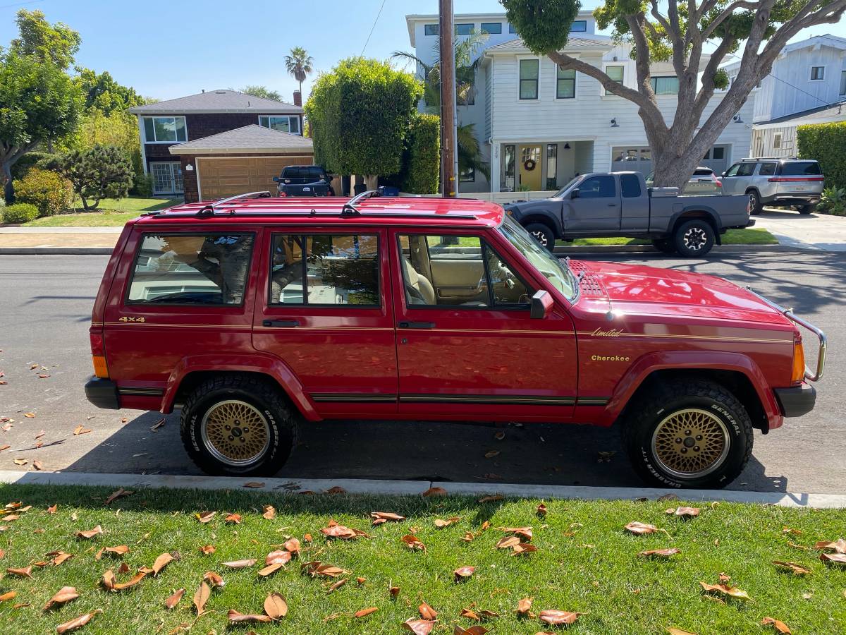 Jeep-cherokee-limited-1990-red-2