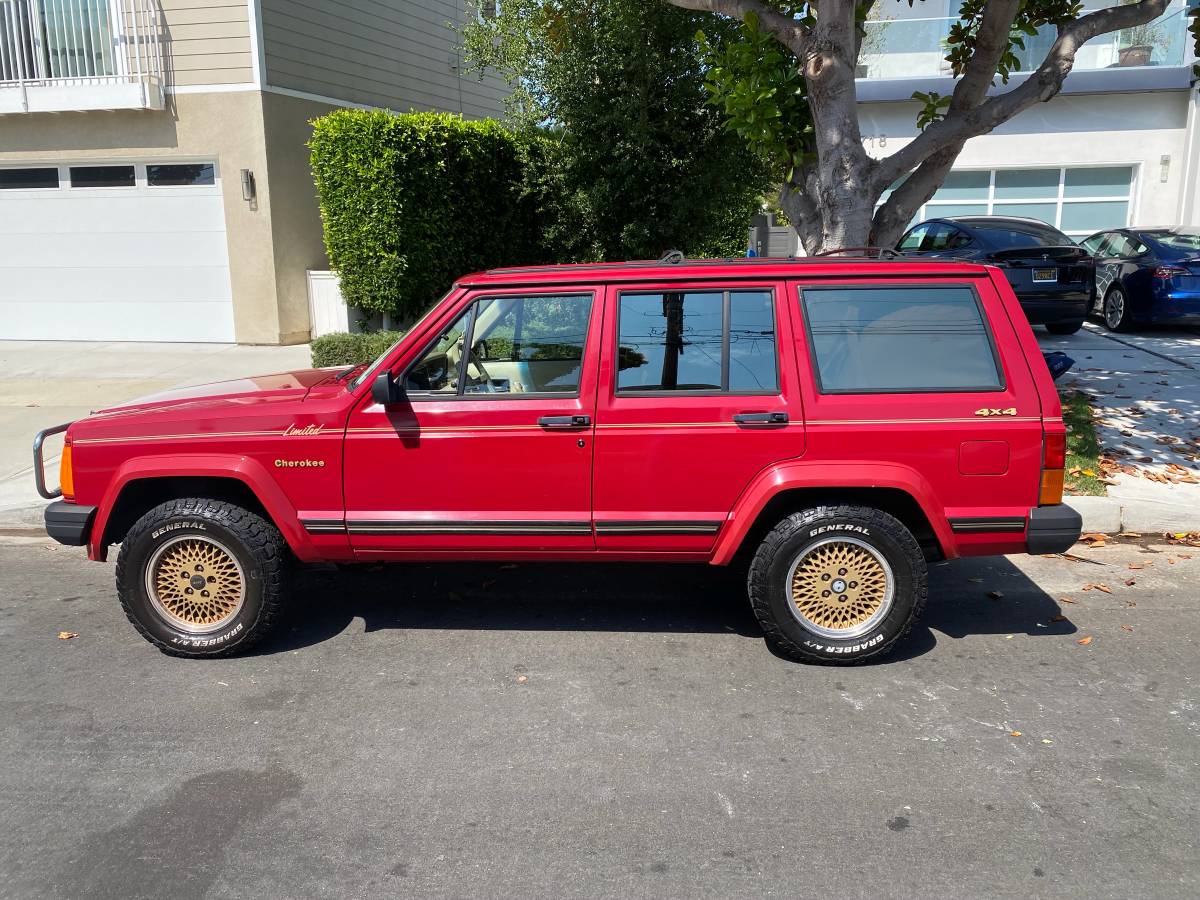 Jeep-cherokee-limited-1990-red-3