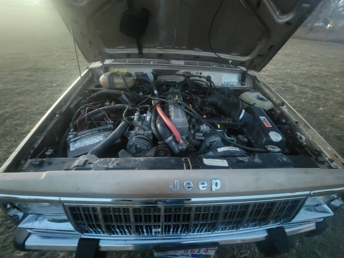 Jeep-cherokee-pioneer-1989-2