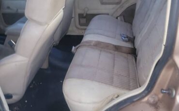 Jeep-cherokee-pioneer-1989-3