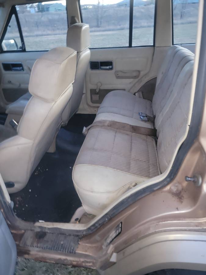 Jeep-cherokee-pioneer-1989-3