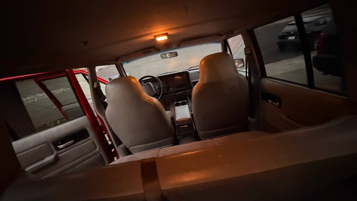 Jeep-cherokee-sport-1995-red-7