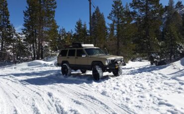 Jeep-cherokee-xj-1990-custom-5