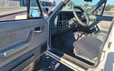 Jeep-cherokee-xj-wrangler-1991-14