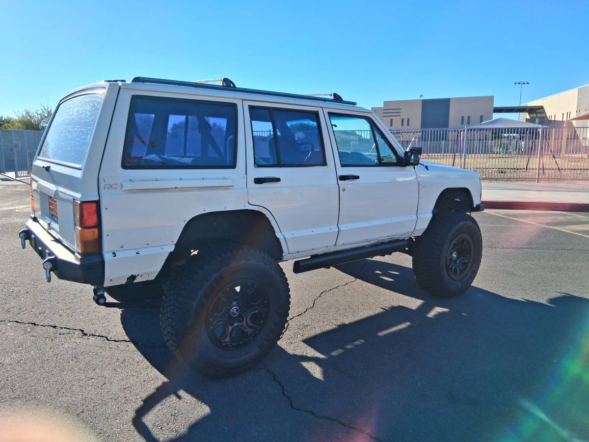 Jeep-cherokee-xj-wrangler-1991-4