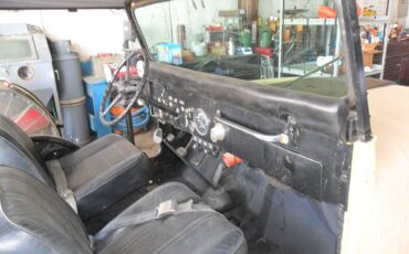 Jeep-cj-5-1973-custom-12