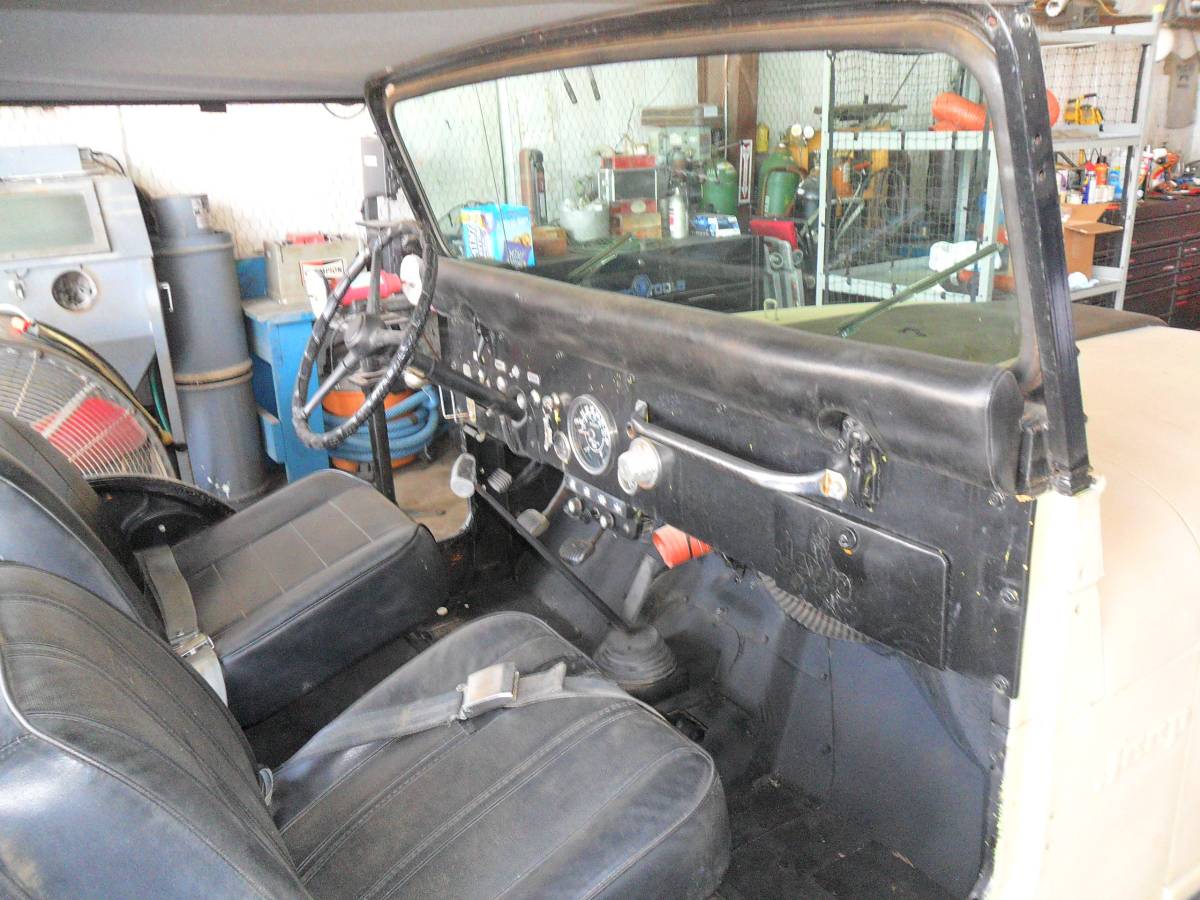 Jeep-cj-5-1973-custom-12