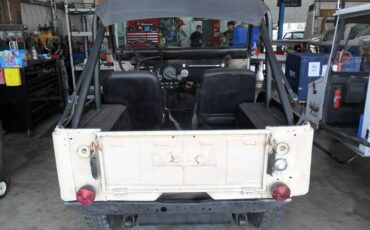 Jeep-cj-5-1973-custom-6