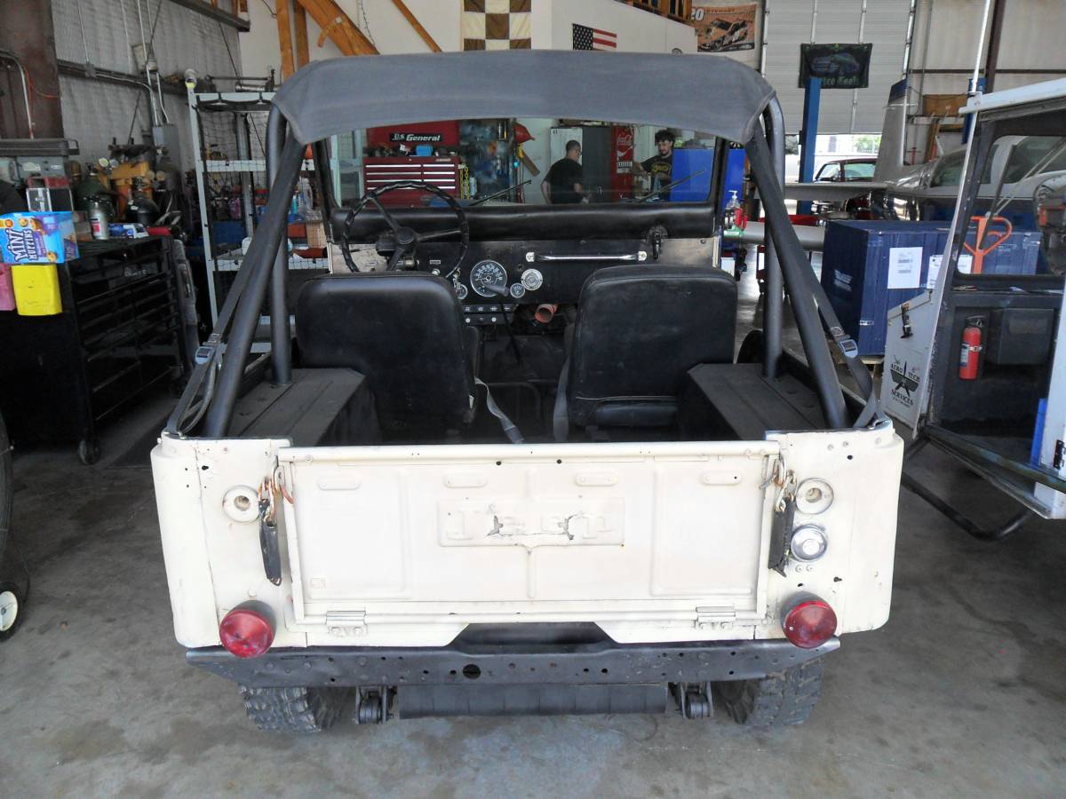 Jeep-cj-5-1973-custom-6