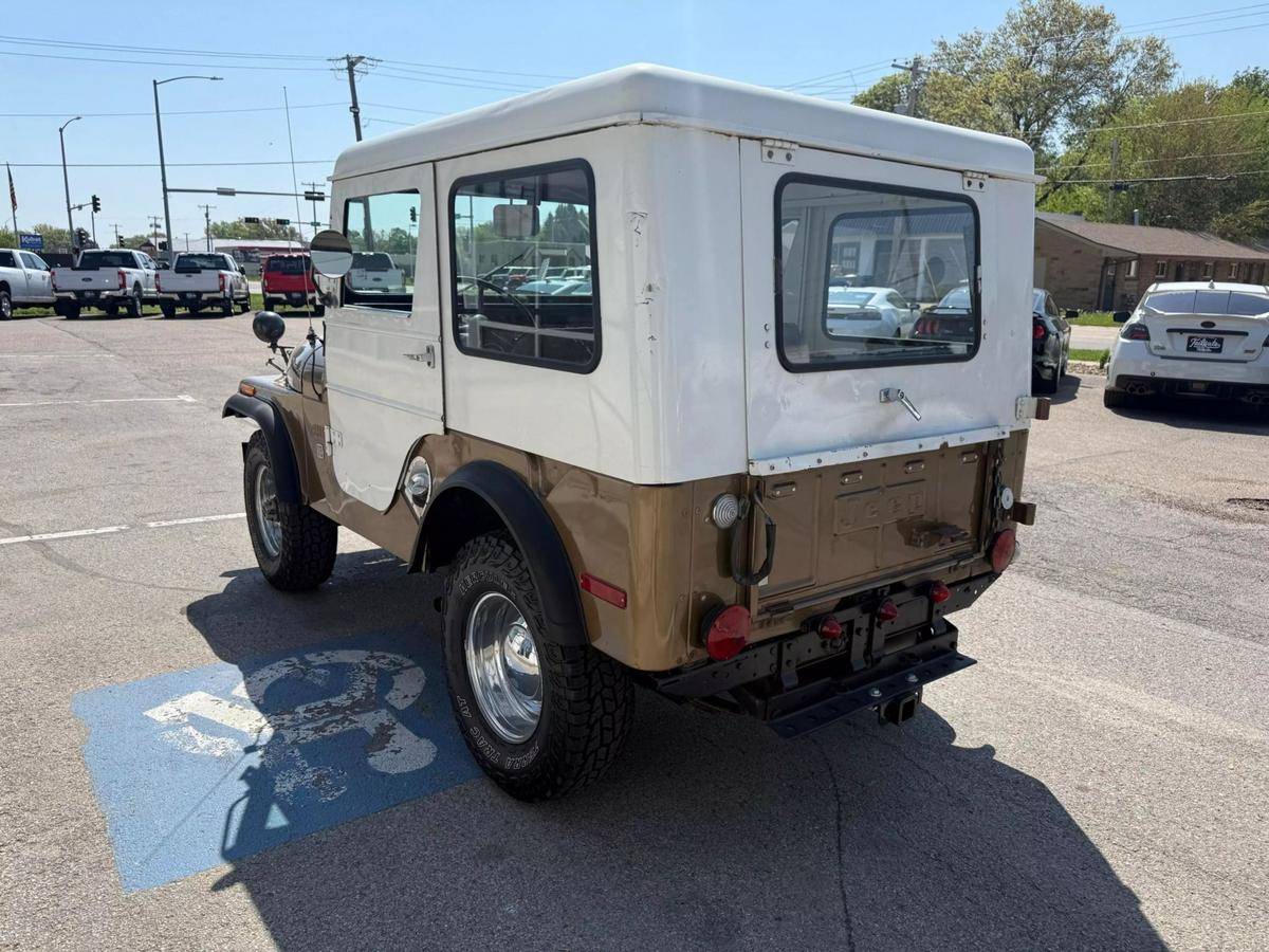 Jeep-cj5-1970-brown-4
