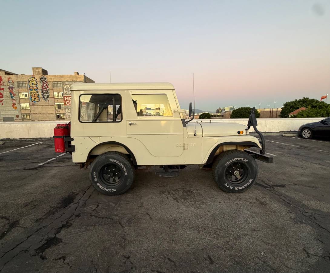 Jeep-cj5-1970-white-3
