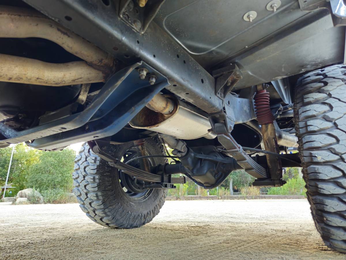 Jeep-cj5-1972-white-18