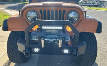 Jeep-cj5-1973-orange-1