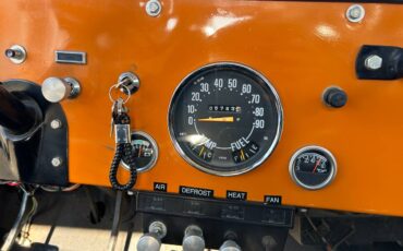 Jeep-cj5-1973-orange-11