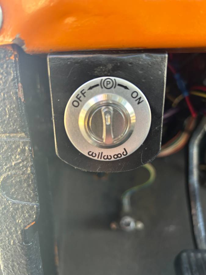 Jeep-cj5-1973-orange-22