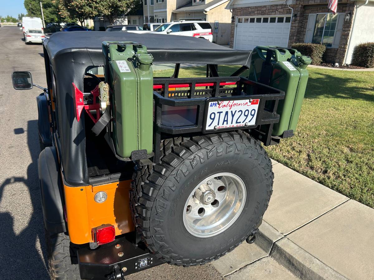 Jeep-cj5-1973-orange-6