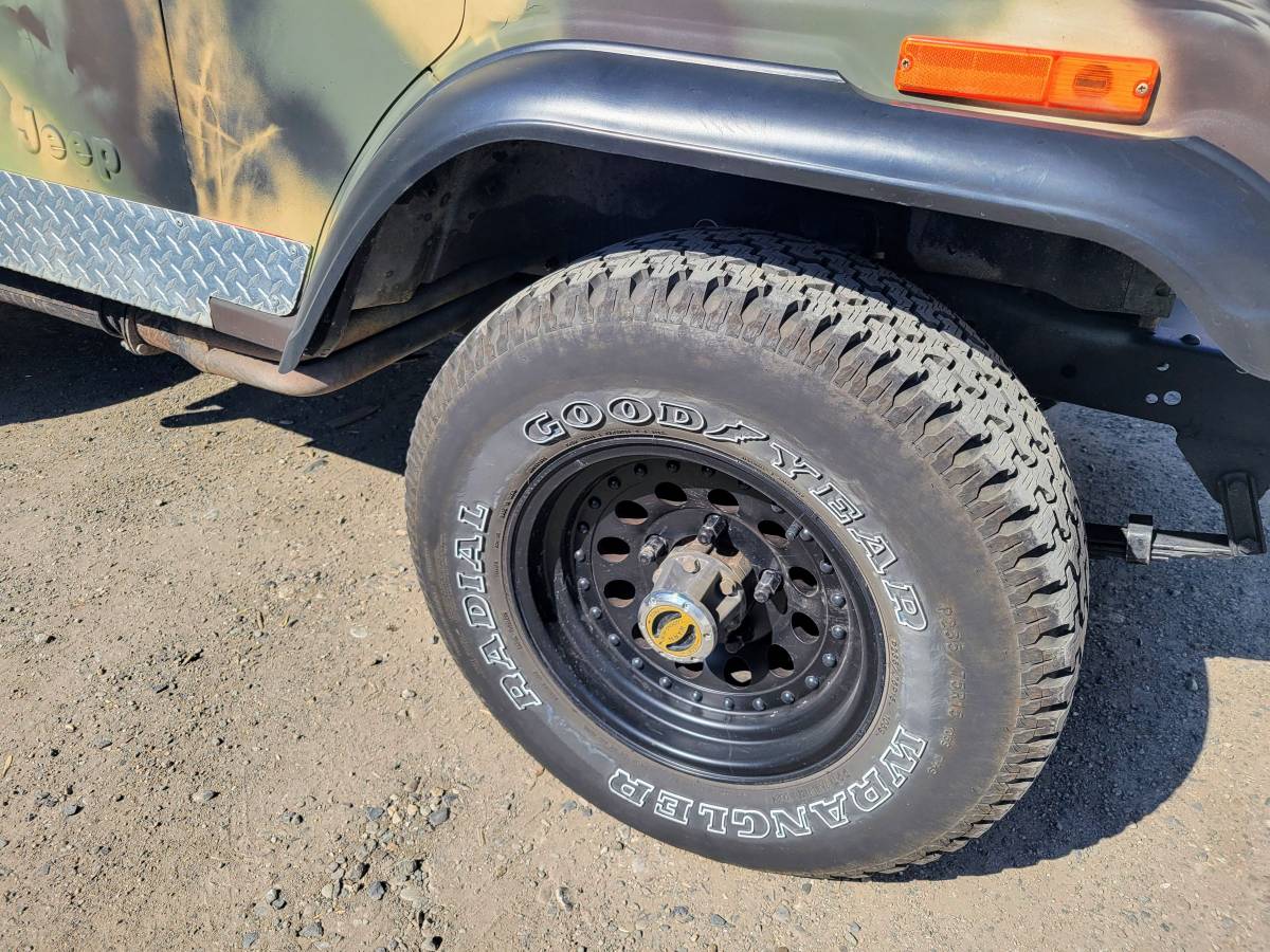 Jeep-cj5-1975-custom-3