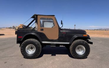 Jeep-cj5-1980-black-3