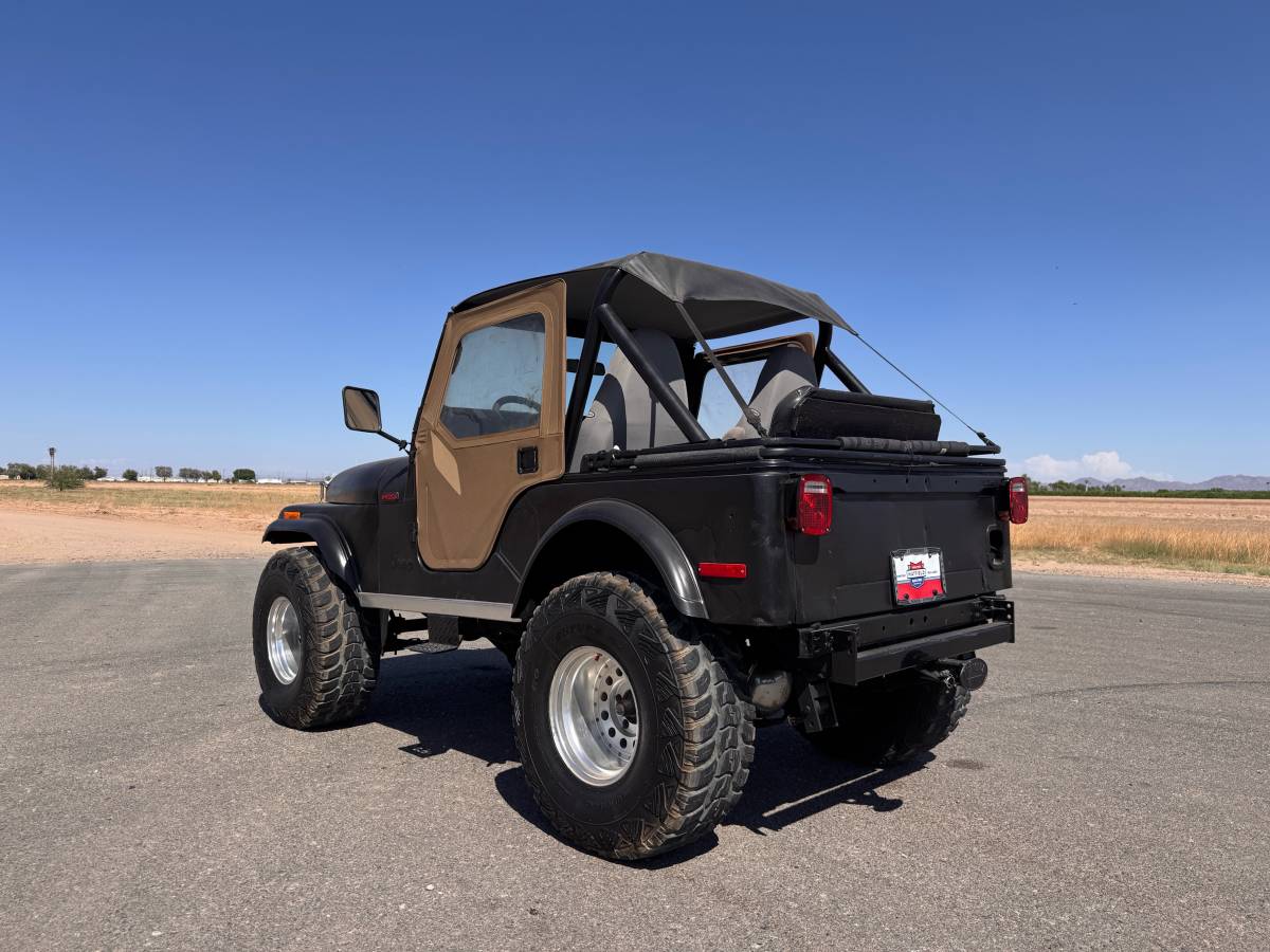 Jeep-cj5-1980-black-6