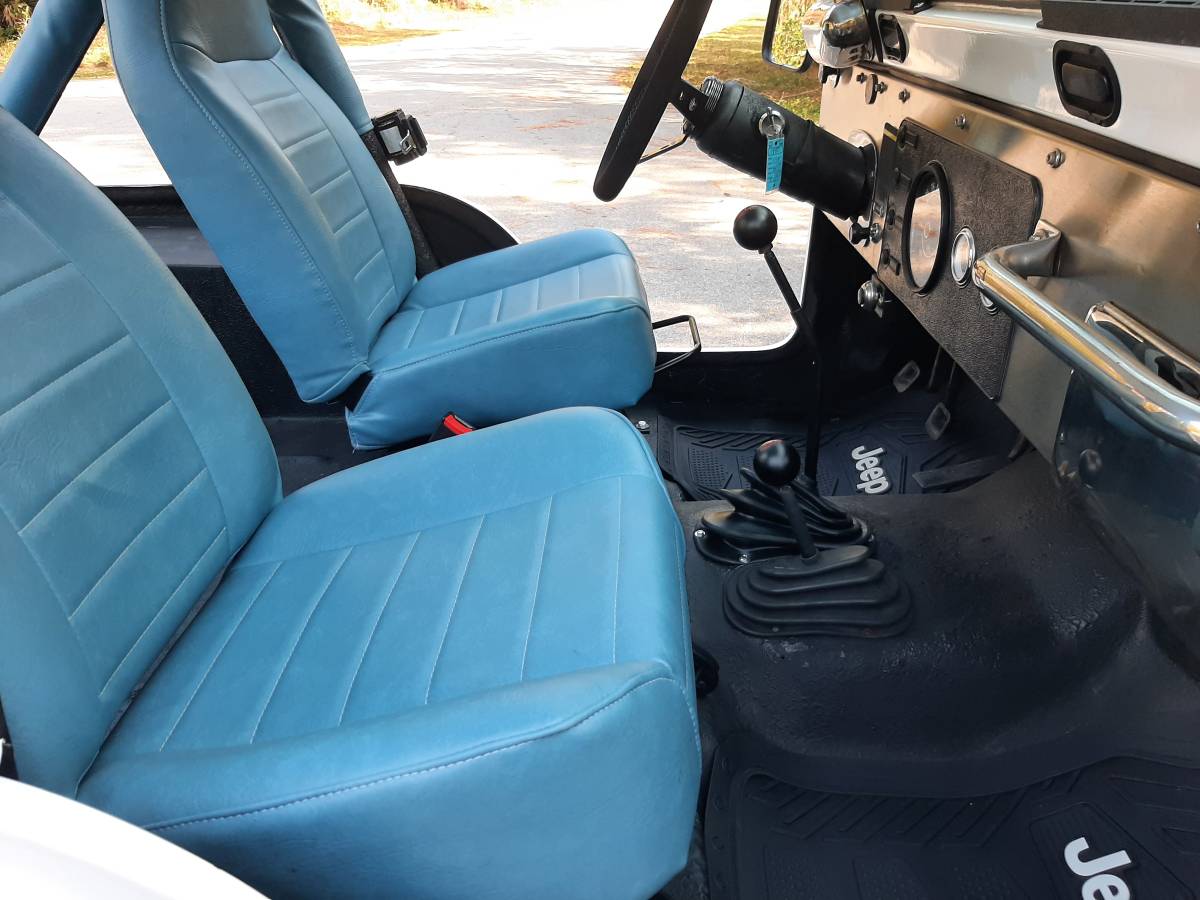 Jeep-cj5-1980-white-14