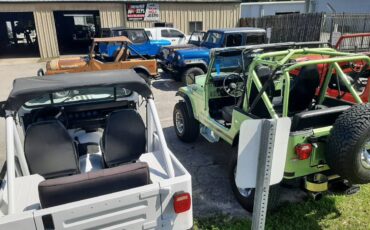 Jeep-cj5-1980-white-21