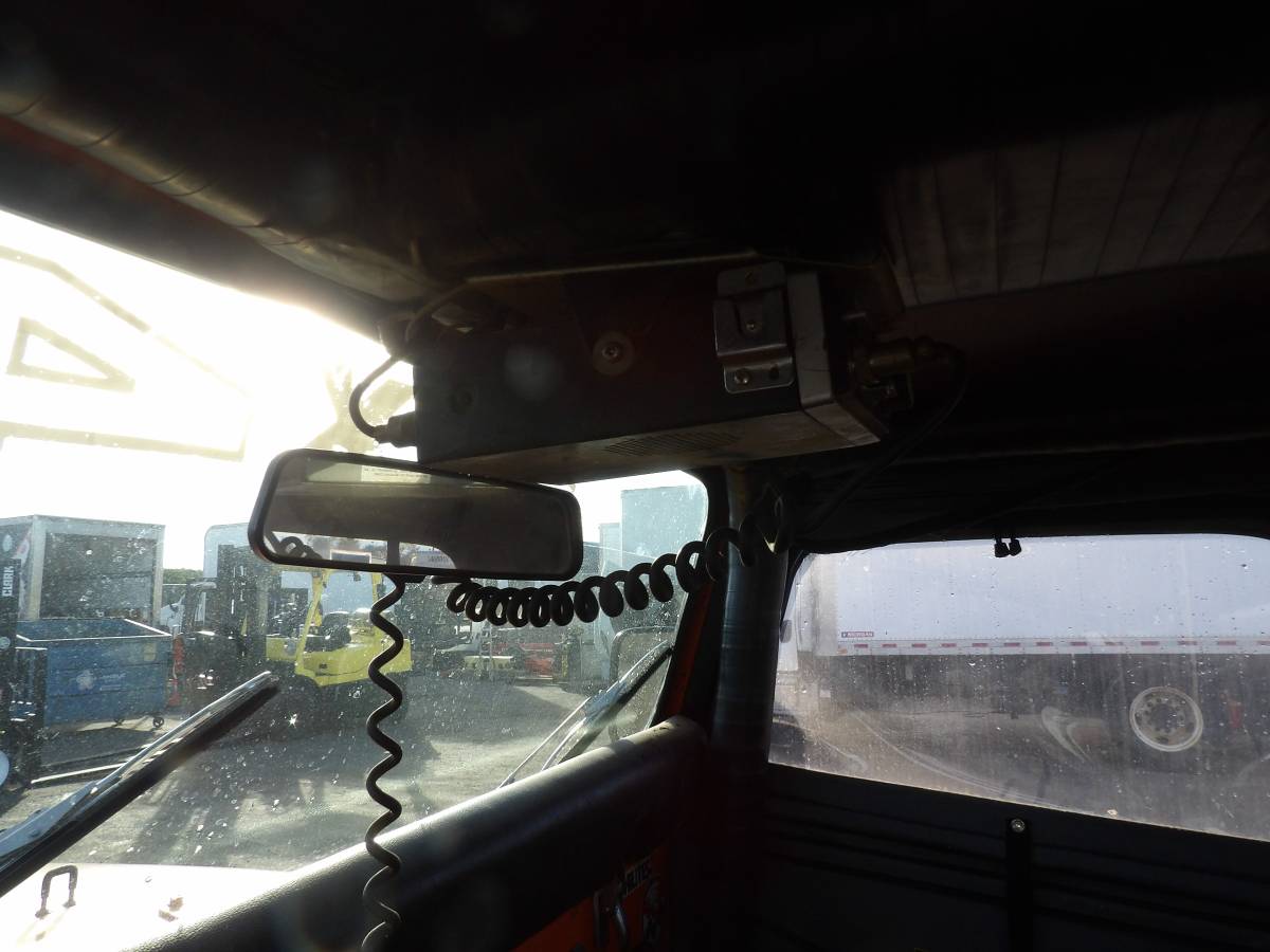 Jeep-cj5-4x4-1973-orange-10