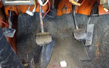 Jeep-cj5-4x4-1973-orange-12