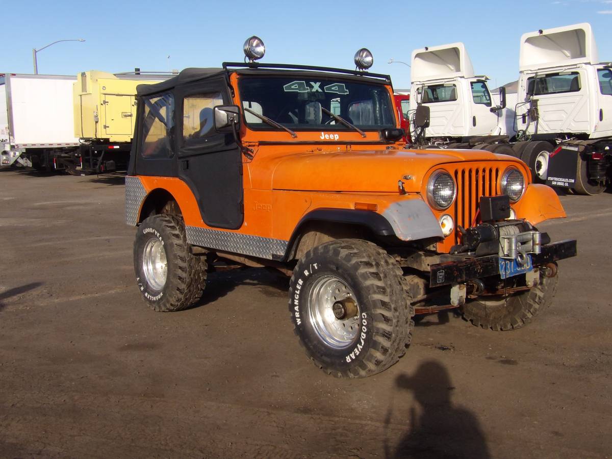 Jeep-cj5-4x4-1973-orange
