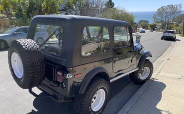Jeep-cj7-1977-black-10