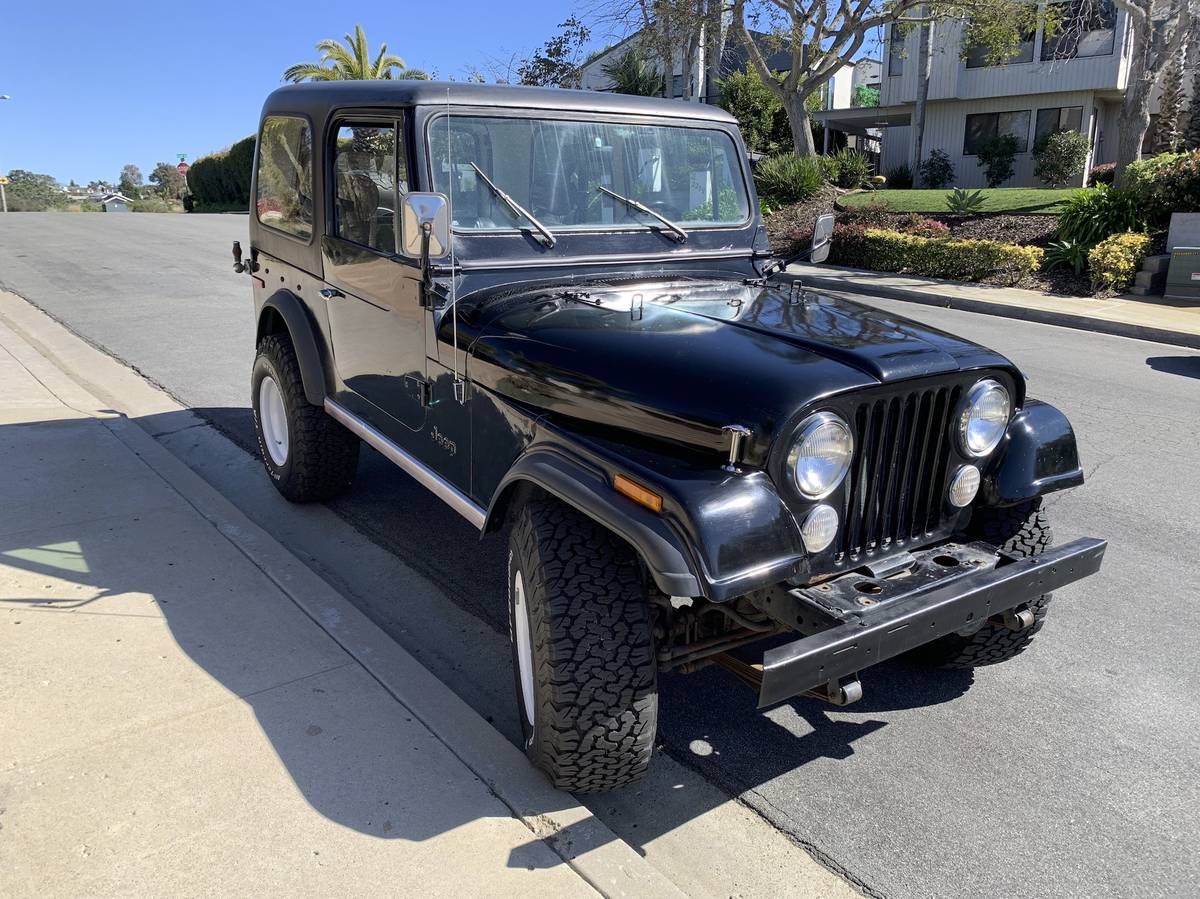 Jeep-cj7-1977-black-7