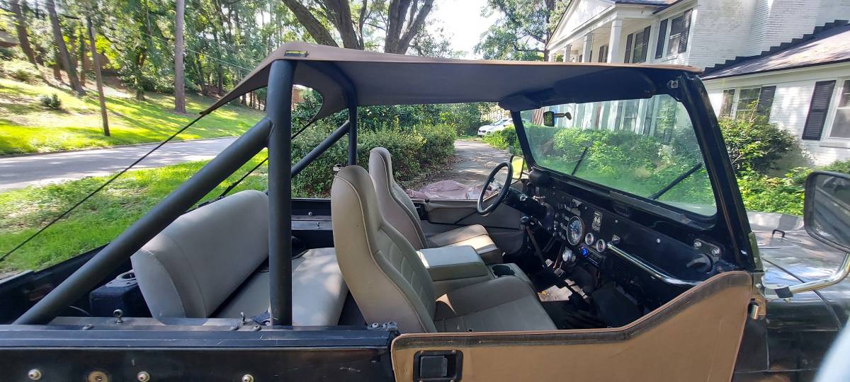 Jeep-cj7-1978-black-5