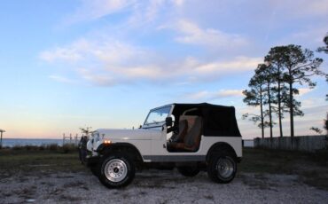Jeep-cj7-1984-1