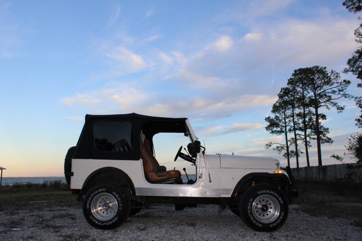 Jeep-cj7-1984-2