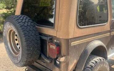 Jeep-cj7-1985-brown-7