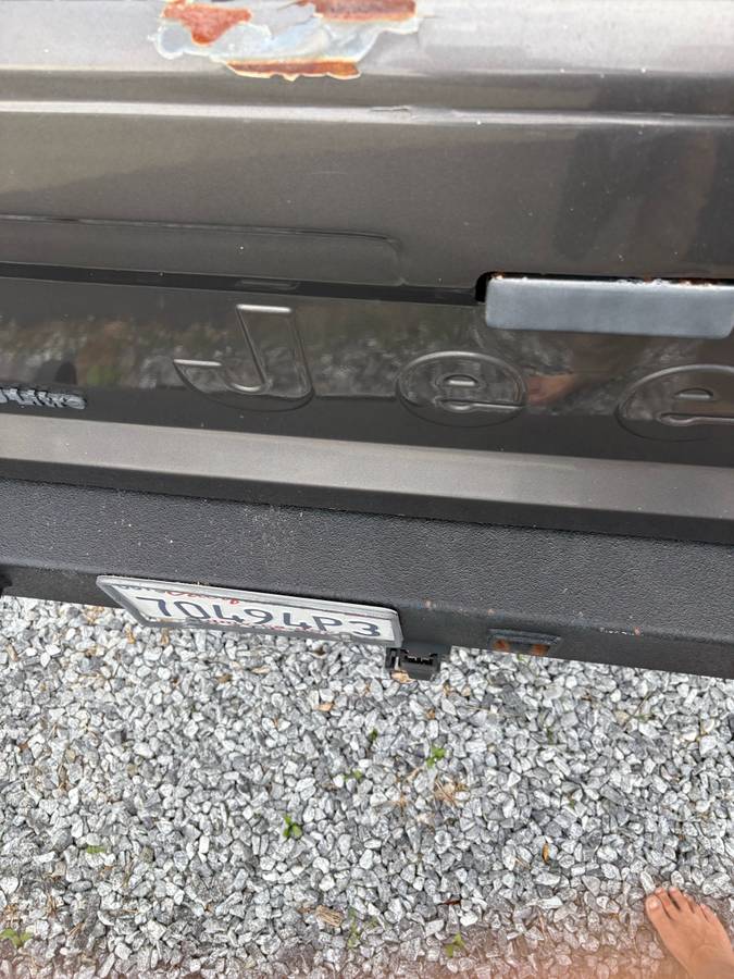 Jeep-comanche-1989-grey-2