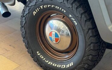 Jeep-commando-1972-grey-11