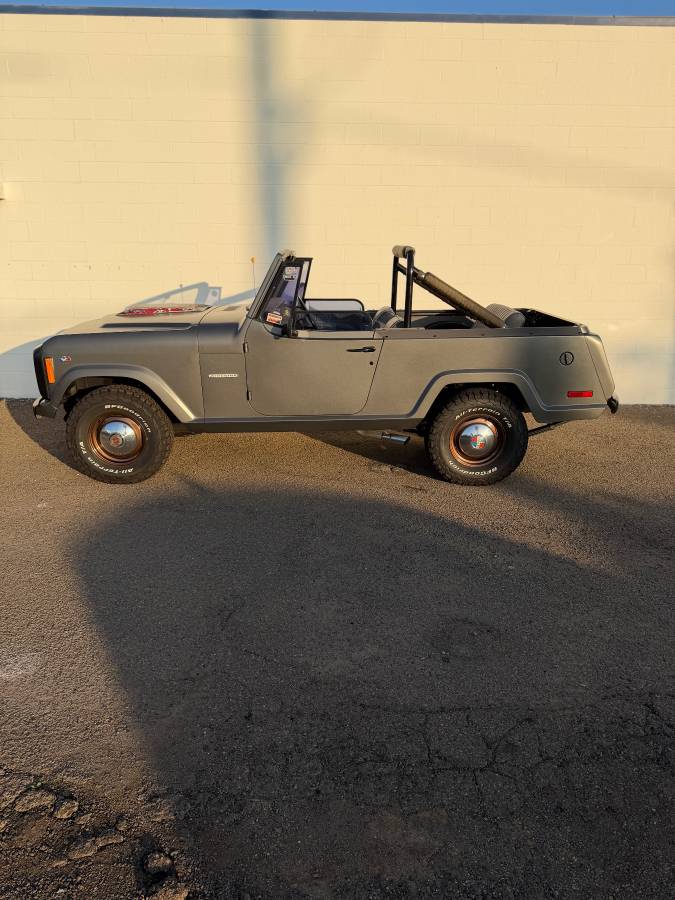 Jeep-commando-1972-grey-6