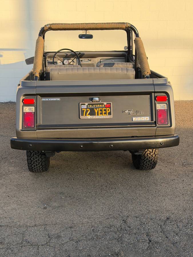 Jeep-commando-1972-grey-7