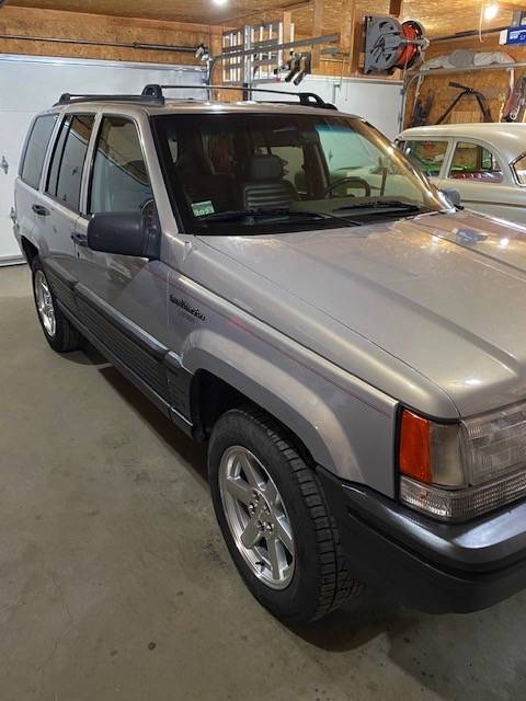 Jeep-grand-cherokee-laredo-1994-silver-2