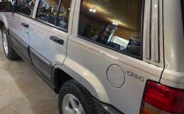 Jeep-grand-cherokee-laredo-1994-silver-3